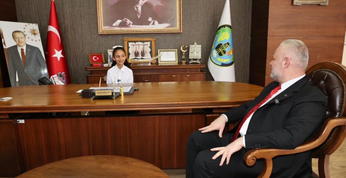 Başkan Pehlivan: “23 Nisan, Geleceğe Umutla Bakan Çocuklarımızın Bayramıdır”