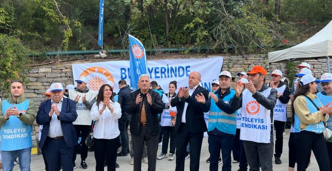 TÜRK-İŞ Ege Bölge Başkanı Hayrettin Çakmak: Bu Mücadele Tüm Emekçilerin Mücadelesidir