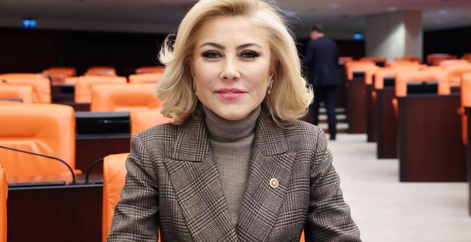AK Parti İzmir Milletvekili Şebnem Bursalı Aksoy: Suya İndirim Değil, Vatandaşa 2 Milyarlık Yük