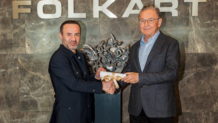 FOLKART ARSA DİKİLİ’DE MÜSTAKİL VİLLA İMARLI TAPU TESLİMLERİ BAŞLADI