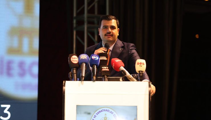 Eyyüp Kadir İnan’dan sert çıkış: Muhatap yok, sorumluluk yok, hizmet yok!