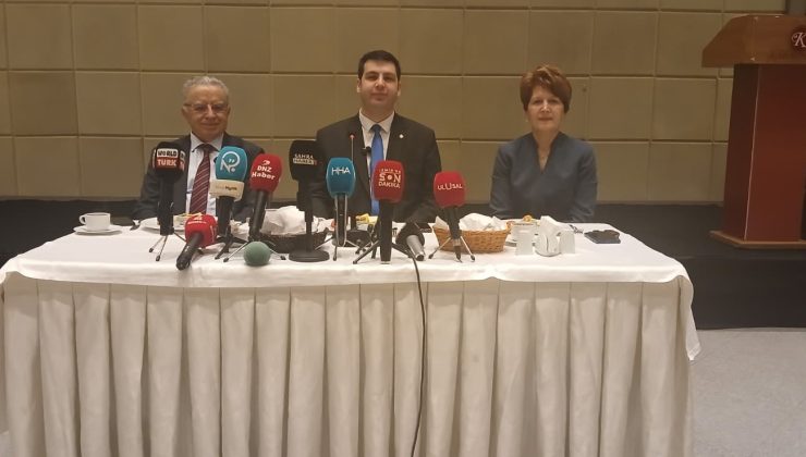 Özgür Bursalı İzmir’de Basın Mensuplarıyla Buluştu: Gündemde Dünya ve Türkiye Vardı Gündeme Dair Önemli Mesajlar Verdi