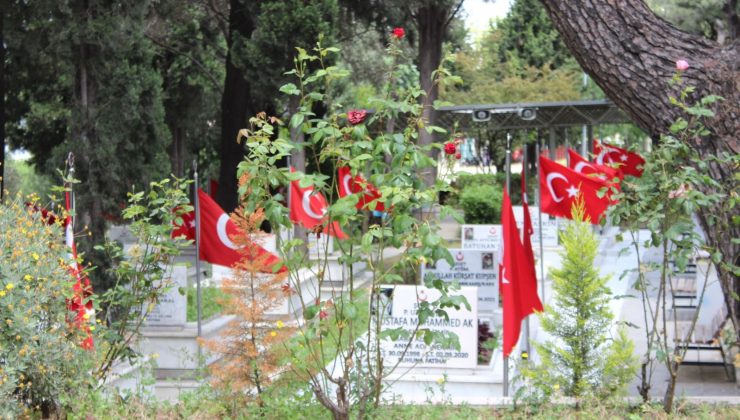 BÜYÜKŞEHİR’DEN BAYRAM ÖNCESİ HASSAS ÇALIŞMALAR