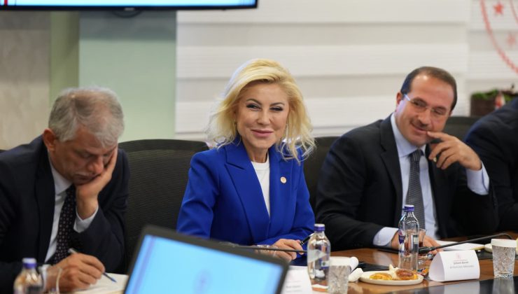 BURSALI AKSOY: “ÇEŞME TURİZM PROJESİ İZMİR’İN GELECEĞİNE YAPILAN STRATEJİK BİR YATIRIMDIR”