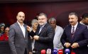 AK PARTİ İZMİR İL BAŞKANI BİLAL SAYGILI, 370 YENİ ÜYEYE ROZET TAKTI