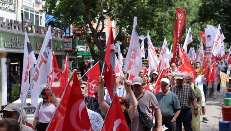 Cumhuriyet Kadınları’ndan NATO’ya Net Mesaj: “Tam Bağımsız Türkiye!