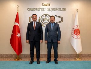 İZMİR CUMHURİYET BAŞSAVCILIĞI’NDA ZİYARET TRAFİĞİ