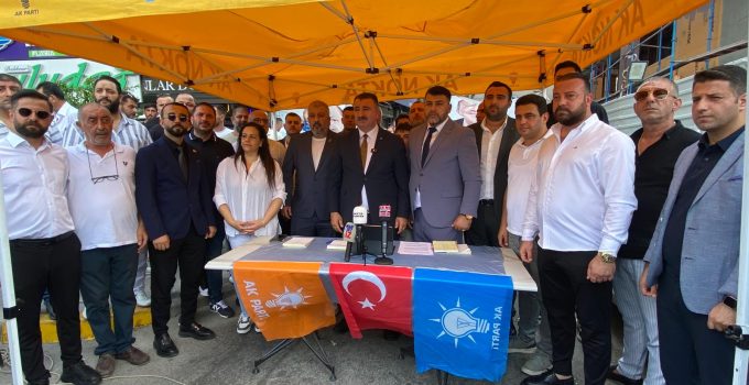 KONAK’TA CHP VE DİĞER PARTİLERDEN AK PARTİ’YE 500 KİŞİLİK BÜYÜK KATILIM