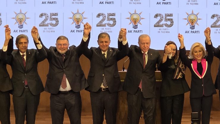 SAYGILI’DAN İZMİR İÇİN GÜÇLÜ MESAJ: ŞEHRİMİZİN ORTAK MESELELERİNDE EL ELE VERECEĞİZ