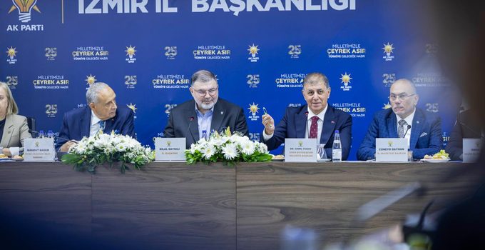 BAŞKAN TUGAY’DAN AK PARTİ İZMİR İL BAŞKANLIĞI’NDA İŞ BİRLİĞİ MESAJI: “KONUŞMA DEĞİL, ÇALIŞMA ZAMANI”