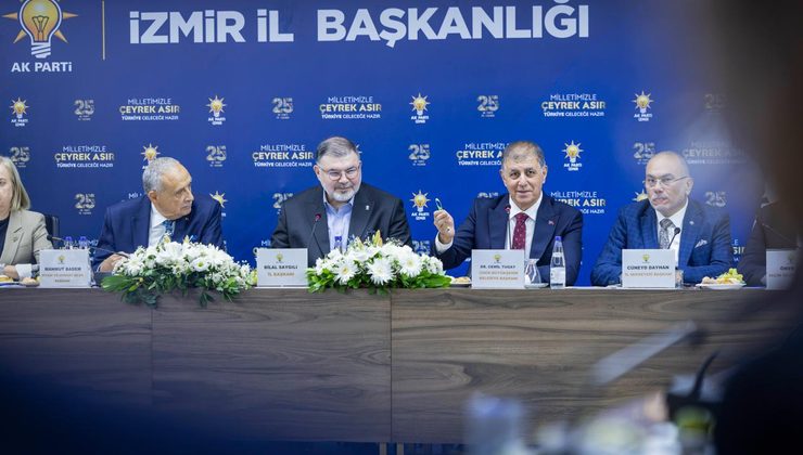 BAŞKAN TUGAY’DAN AK PARTİ İZMİR İL BAŞKANLIĞI’NDA İŞ BİRLİĞİ MESAJI: “KONUŞMA DEĞİL, ÇALIŞMA ZAMANI”